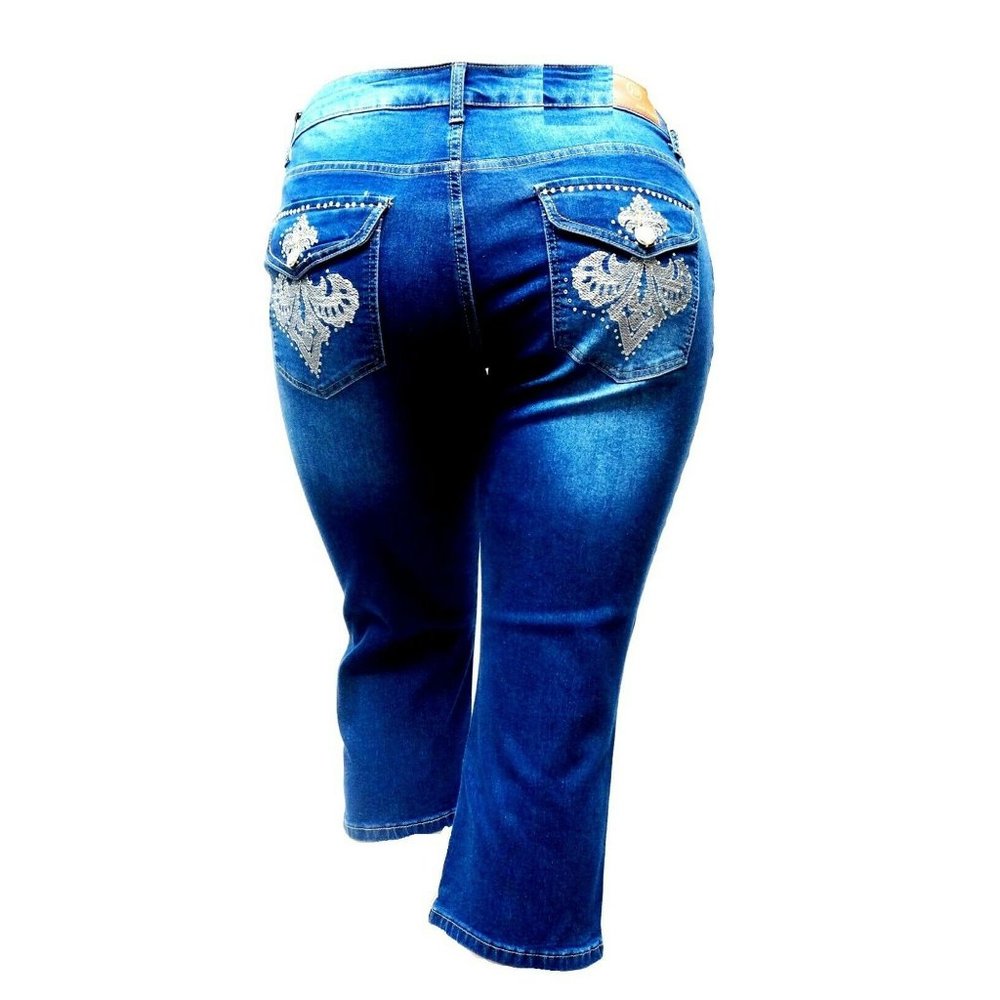 Women’s plus size stretch jean capris pants (size 18) - “Jack David” - NWT